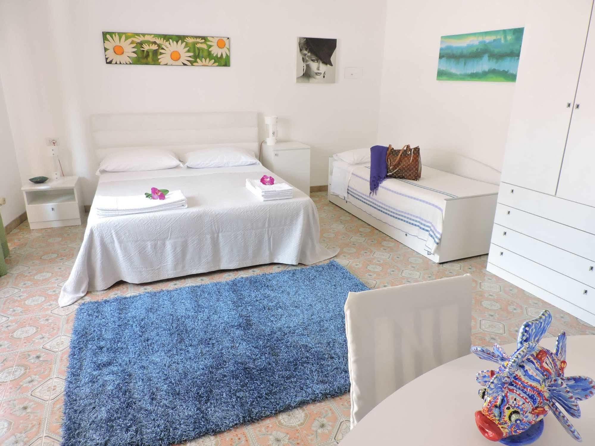 B&B Il Muro Vecchio Giardini Naxos Eksteriør billede